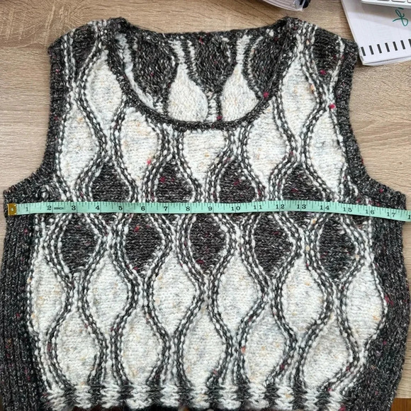 New Free People Knit Sweater Vest White Gray Sample Piece - Picture 10 of 11